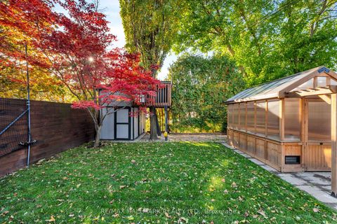 Photo 38 at 26 Hutton Avenue, East York, Toronto