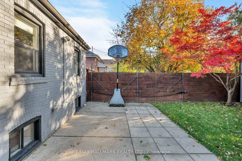 Photo 44 at 26 Hutton Avenue, East York, Toronto