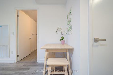 Photo 8 at 321 - 31 Tippett Road, Clanton Park, Toronto