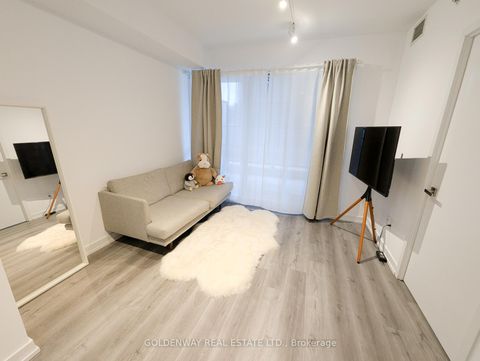 Photo 14 at 321 - 31 Tippett Road, Clanton Park, Toronto