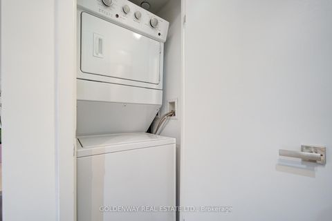 Photo 23 at 321 - 31 Tippett Road, Clanton Park, Toronto