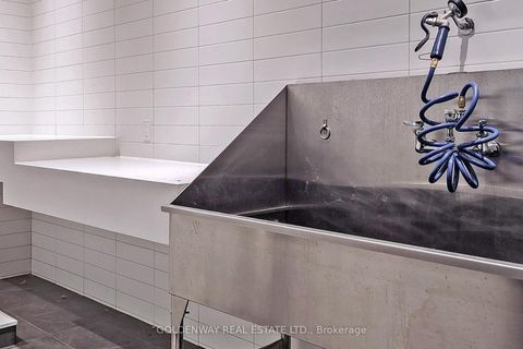 Photo 31 at 321 - 31 Tippett Road, Clanton Park, Toronto