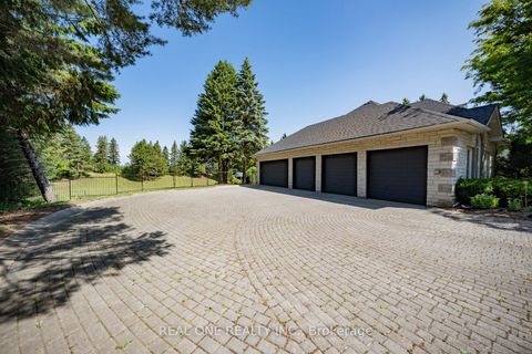 Photo 1 at 14 Alm Court, Aurora Estates, Aurora