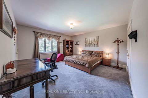 Photo 31 at 14 Alm Court, Aurora Estates, Aurora