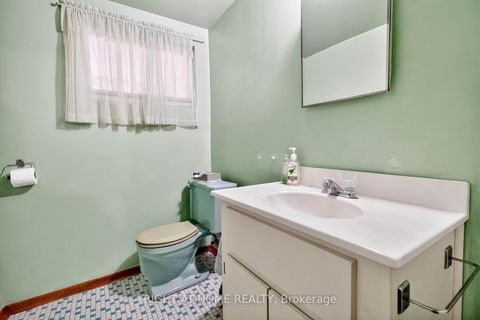 Photo 28 at 7524 Wrenwood Crescent, Malton, Mississauga