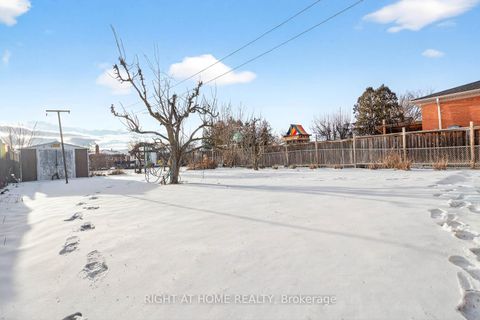 Photo 30 at 7524 Wrenwood Crescent, Malton, Mississauga