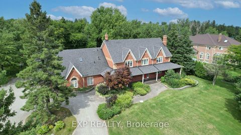 Photo 1 at 54 Ridgewood Drive, Rural Richmond Hill, Richmond Hill