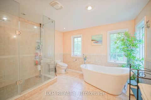 Photo 10 at 54 Ridgewood Drive, Rural Richmond Hill, Richmond Hill