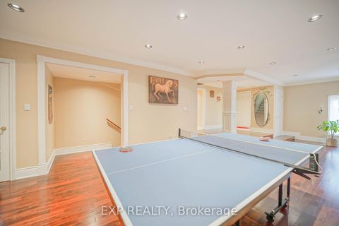 Photo 26 at 54 Ridgewood Drive, Rural Richmond Hill, Richmond Hill