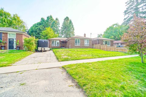 Photo 1 at 30 Melchior Drive, West Hill, Toronto