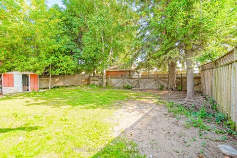 Photo 4 at 30 Melchior Drive, West Hill, Toronto