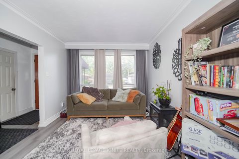 Photo 12 at 30 Melchior Drive, West Hill, Toronto