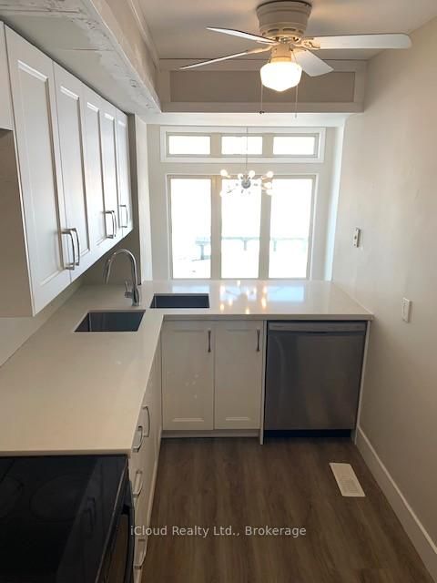 Photo 11 at 3 Davy Point Circle, Historic Lakeshore Communities, Georgina