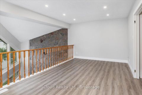 Photo 16 at 3 Davy Point Circle, Historic Lakeshore Communities, Georgina