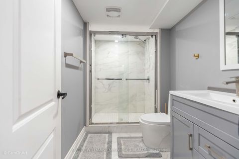 Photo 17 at 333 Paliser Crescent S, Harding, Richmond Hill