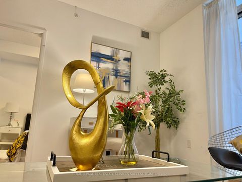 Photo 1 at 241 - 36 VIA BAGNATO Street, Glen Park, Toronto