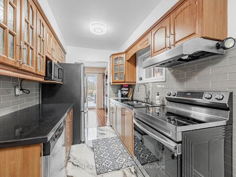 Photo 11 at 106 Mammoth Hall Trail, Malvern, Toronto