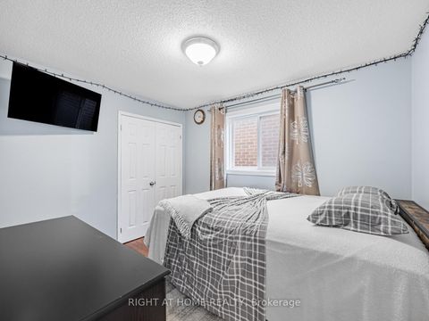 Photo 16 at 106 Mammoth Hall Trail, Malvern, Toronto