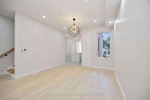 Photo 12 at 806 Gladstone Avenue, Junction, Toronto