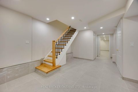 Photo 24 at 806 Gladstone Avenue, Junction, Toronto