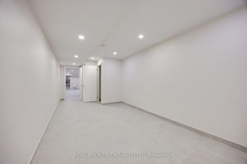 Photo 32 at 806 Gladstone Avenue, Junction, Toronto