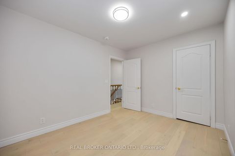 Photo 41 at 806 Gladstone Avenue, Junction, Toronto
