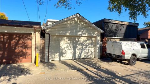 Photo 48 at 806 Gladstone Avenue, Junction, Toronto