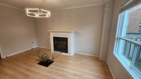 Photo 3 at 48 Painted Rock Avenue, Westbrook, Richmond Hill