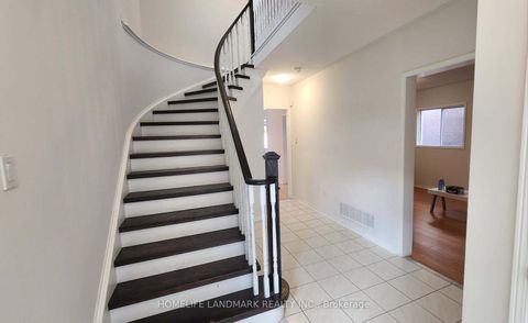 Photo 5 at 48 Painted Rock Avenue, Westbrook, Richmond Hill