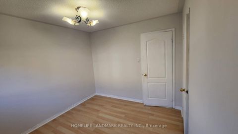 Photo 11 at 48 Painted Rock Avenue, Westbrook, Richmond Hill