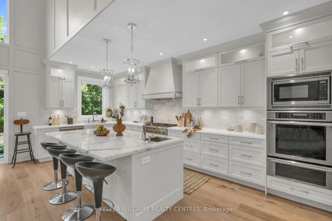 Photo 4 at 23 Mosley Street, Aurora Village, Aurora