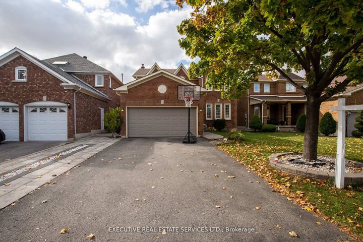 Photo 11 at 48 Eagleridge Drive, Wellington, Brampton