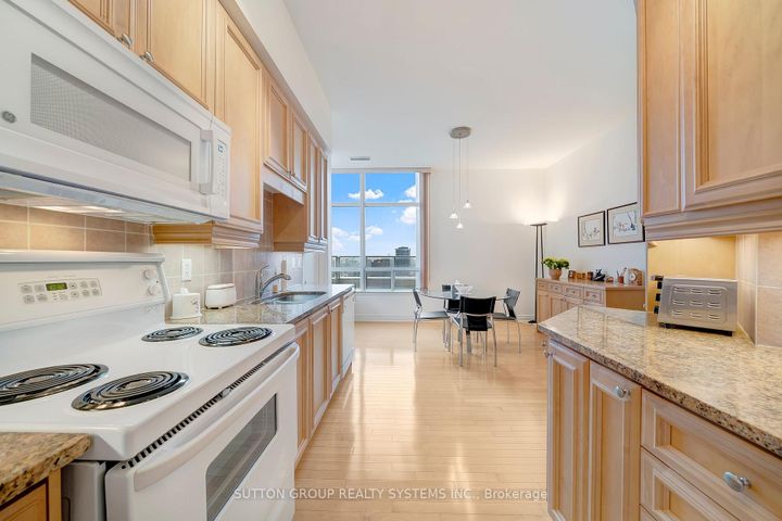 Photo 7 at UPH 2 - 8 Rean Drive, Bayview Village, Toronto