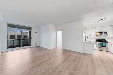 Photo 8 at LPH 5 - 7 Lorraine Drive, Willowdale West, Toronto