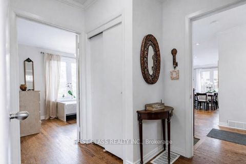 Photo 5 at 48 Overton Crescent, Don Mills, Toronto