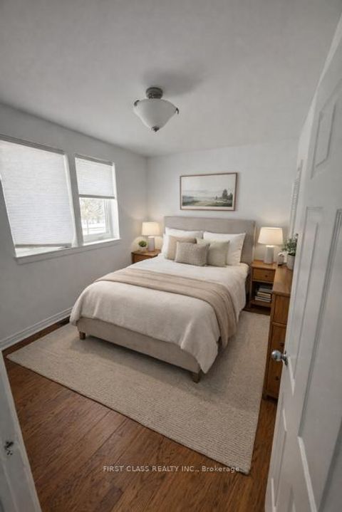 Photo 7 at 48 Overton Crescent, Don Mills, Toronto