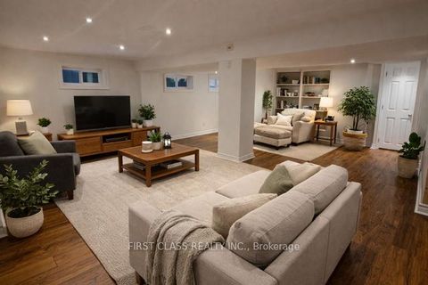 Photo 9 at 48 Overton Crescent, Don Mills, Toronto
