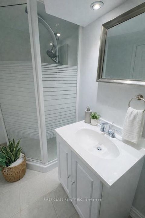 Photo 11 at 48 Overton Crescent, Don Mills, Toronto