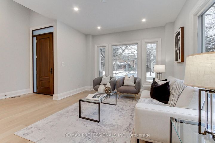 Photo 8 at 432 Smith Avenue, Brant, Burlington