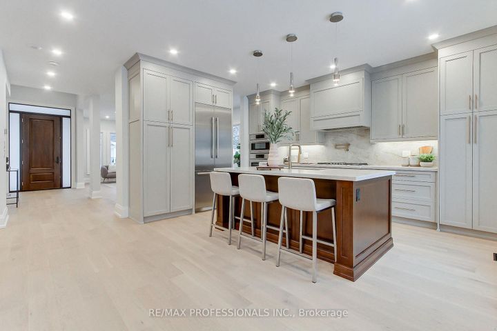 Photo 12 at 432 Smith Avenue, Brant, Burlington