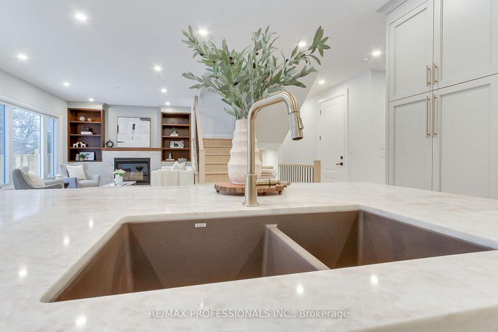 Photo 16 at 432 Smith Avenue, Brant, Burlington