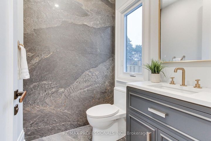 Photo 21 at 432 Smith Avenue, Brant, Burlington