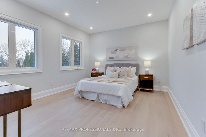 Photo 22 at 432 Smith Avenue, Brant, Burlington