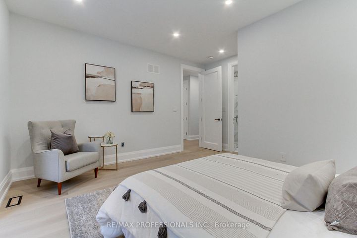 Photo 29 at 432 Smith Avenue, Brant, Burlington