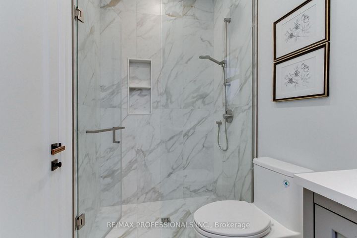 Photo 31 at 432 Smith Avenue, Brant, Burlington