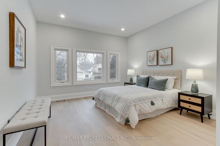 Photo 32 at 432 Smith Avenue, Brant, Burlington