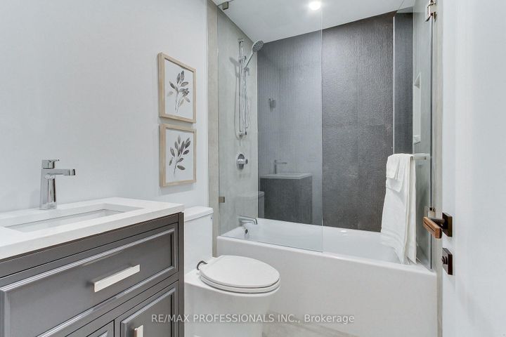 Photo 44 at 432 Smith Avenue, Brant, Burlington