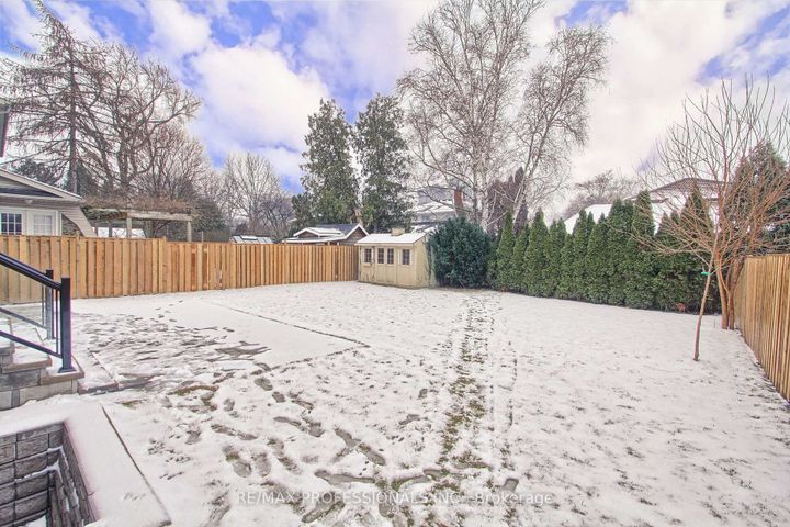 Photo 46 at 432 Smith Avenue, Brant, Burlington