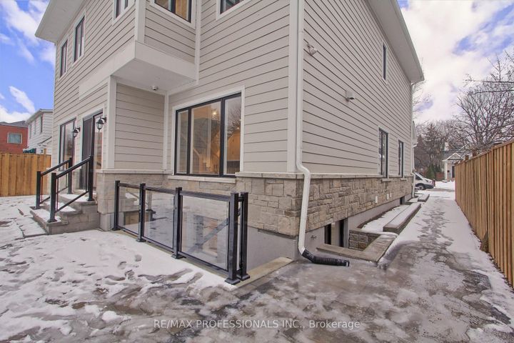 Photo 49 at 432 Smith Avenue, Brant, Burlington