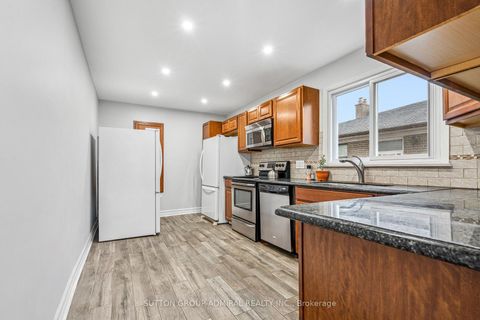 Photo 5 at 68 Wheatsheaf Crescent, Black Creek, Toronto